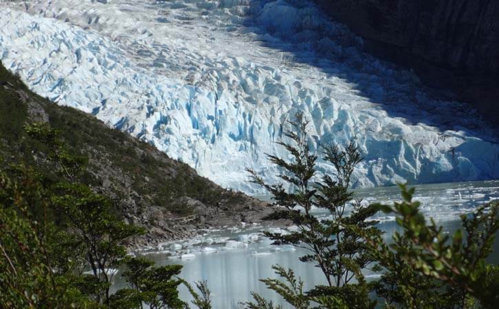 Navegación Glaciares Balmaceda y Serrano